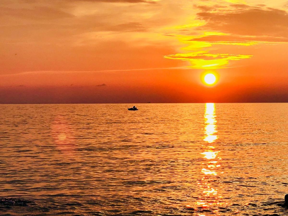 Lhv Garda Lake - Private Pool And Spa Bardolino Ngoại thất bức ảnh