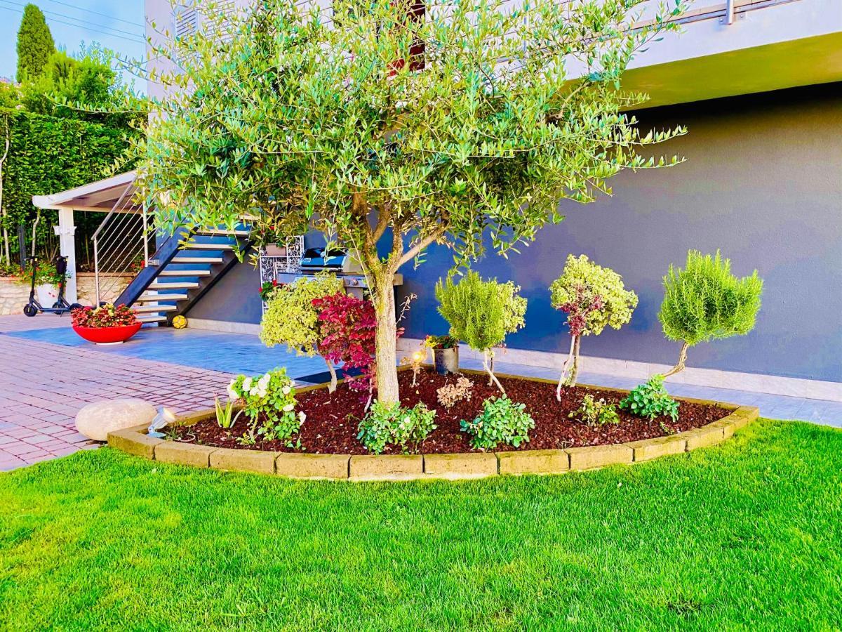 Lhv Garda Lake - Private Pool And Spa Bardolino Ngoại thất bức ảnh